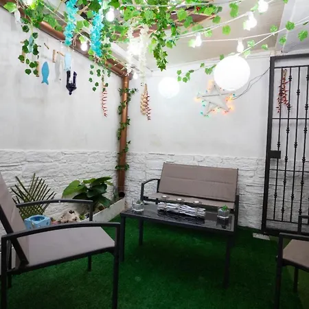 Angel House * בארי