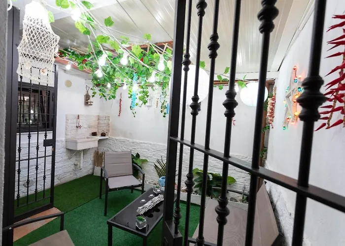 Angel House בארי